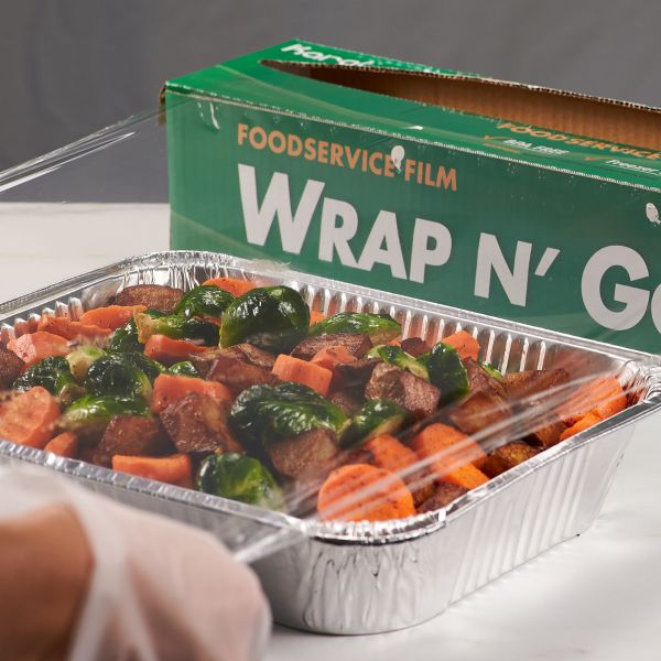 Karat 18" x 2000' WRAP N'GO Foodservice Film with Serrated Cutter — 1 Roll