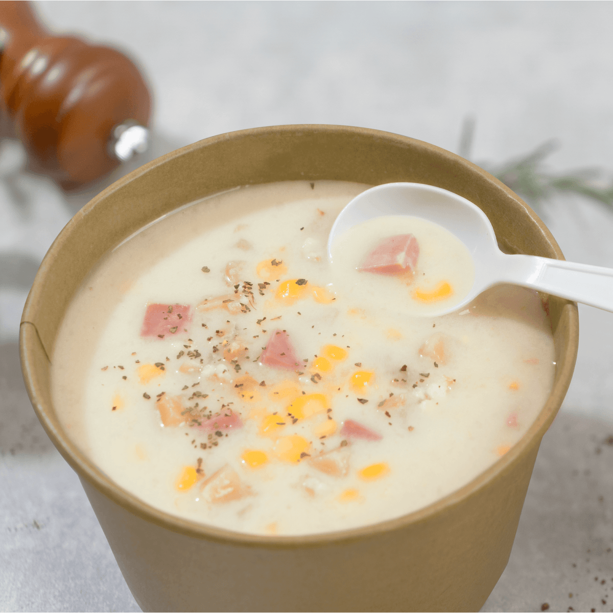 Karat 28 oz Paper Food Containers, 142 mm, Kraft — 600 ct — product photo 3