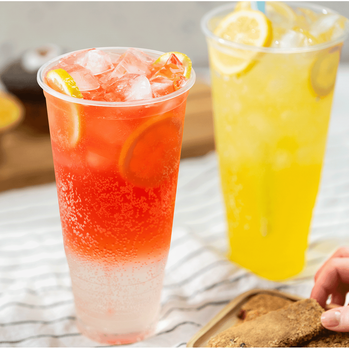 Karat 42 oz PolyPro Stadium Cups, 117 mm, PP — 300 ct — product photo 3