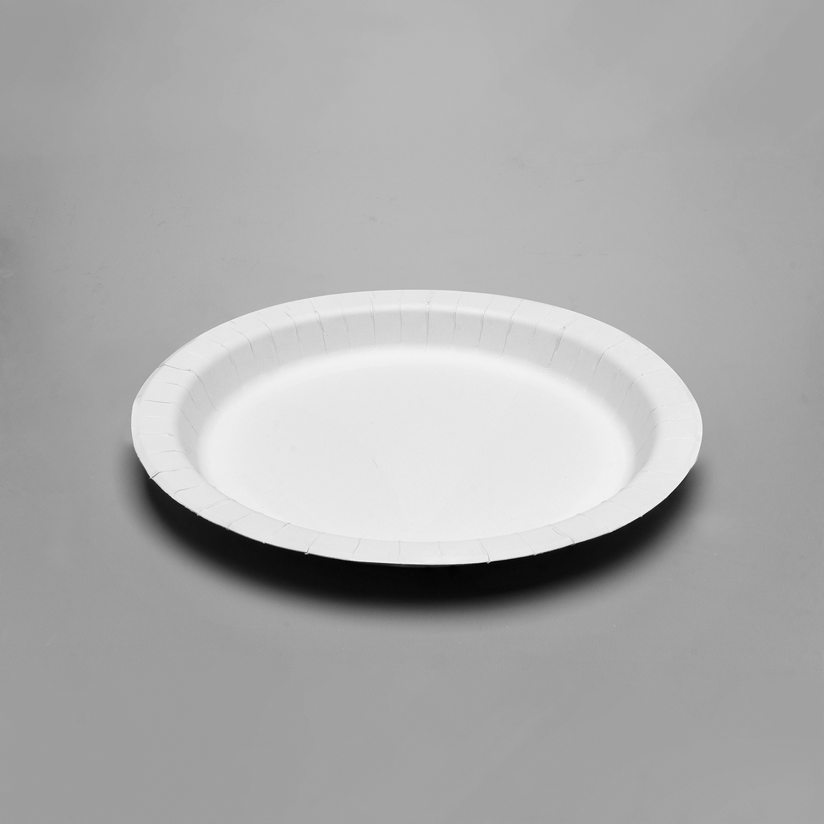 Karat 8.5" White Paper Plate — 200 pcs — product photo 2