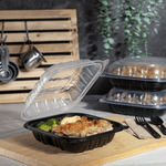 Karat 8" x 8" 3-Compartment Premium PP Hinged Container — 150 ct