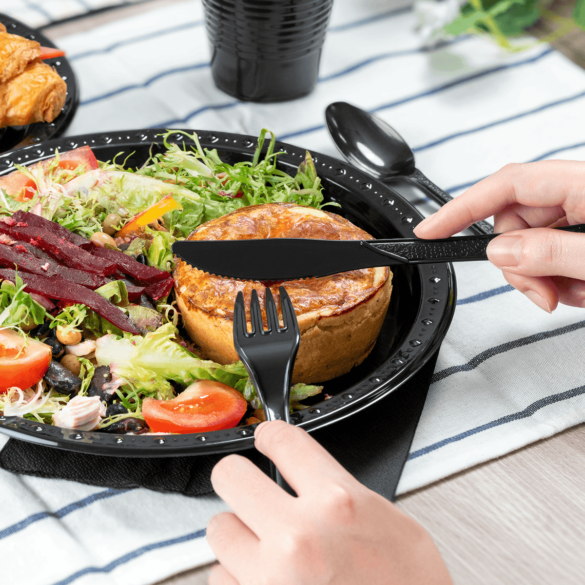 Karat Black Party Dinnerware Set, Plate, Cup, Fork, Knife, Spoon, Napkin — 25 sets — product photo 5