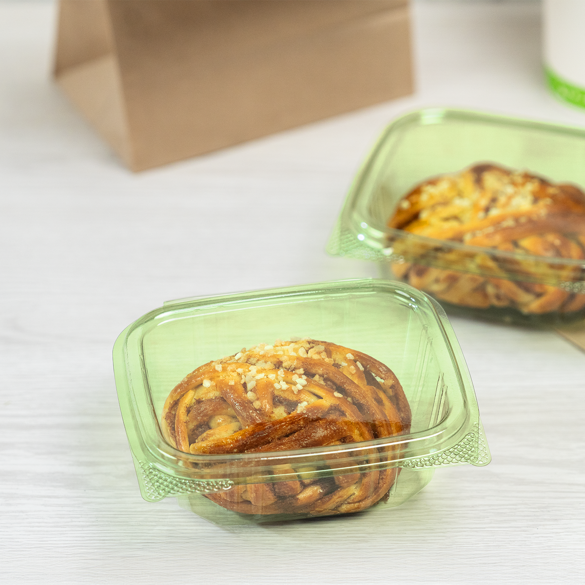 Karat Earth 12oz PLA Hinged Deli Container, Green — 200 pcs