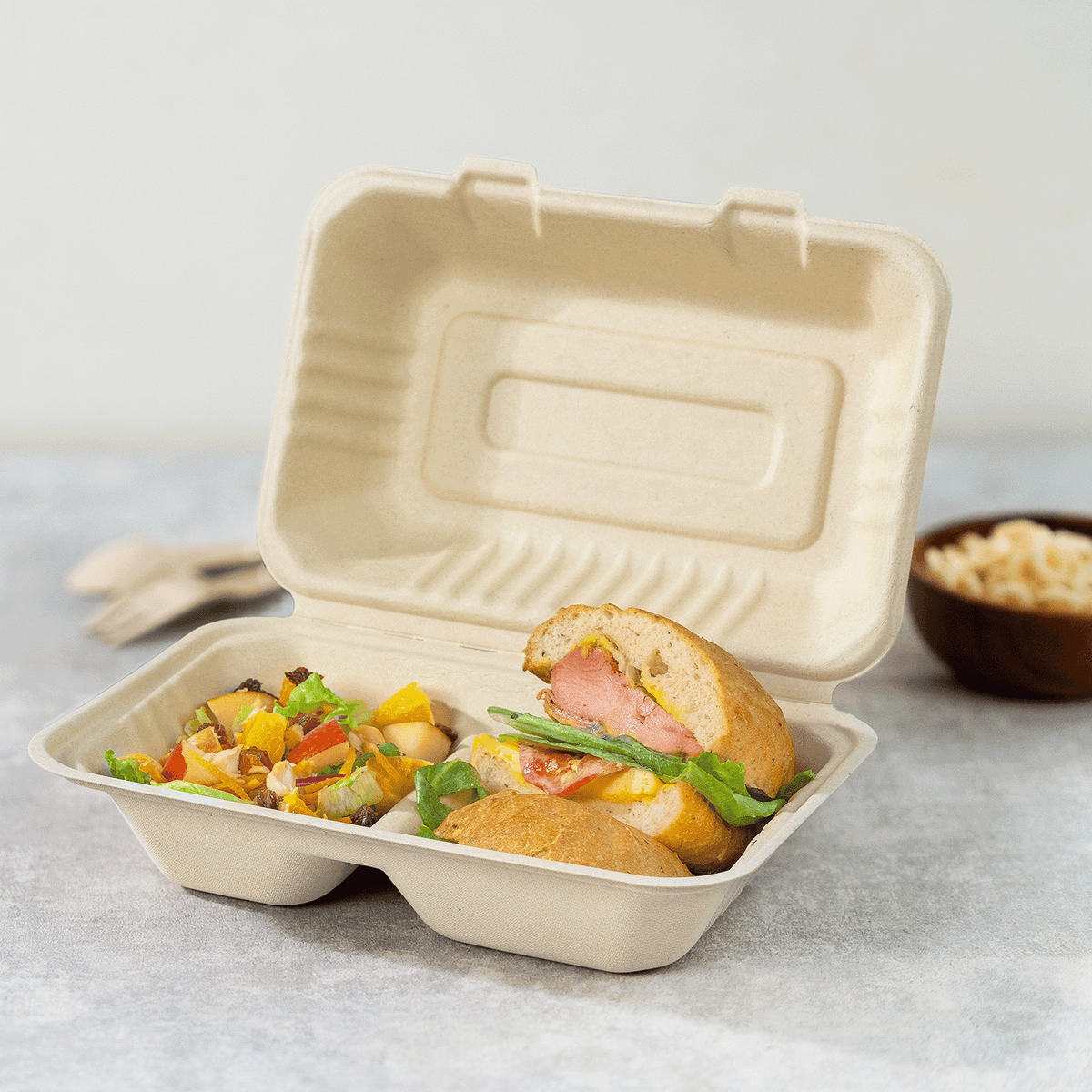 Karat Earth 2 Compartments, 9''x6'' Molded Fiber Hinged Containers, PFAS Free, Natural — 200 pc