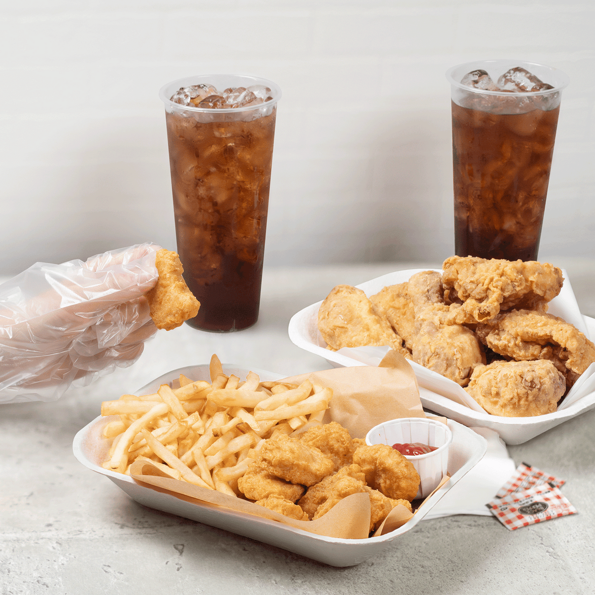 Karat Earth 9”x7” GreaseEase Molded Fiber Food Tray, PFAS free — 500 pcs — product photo 4