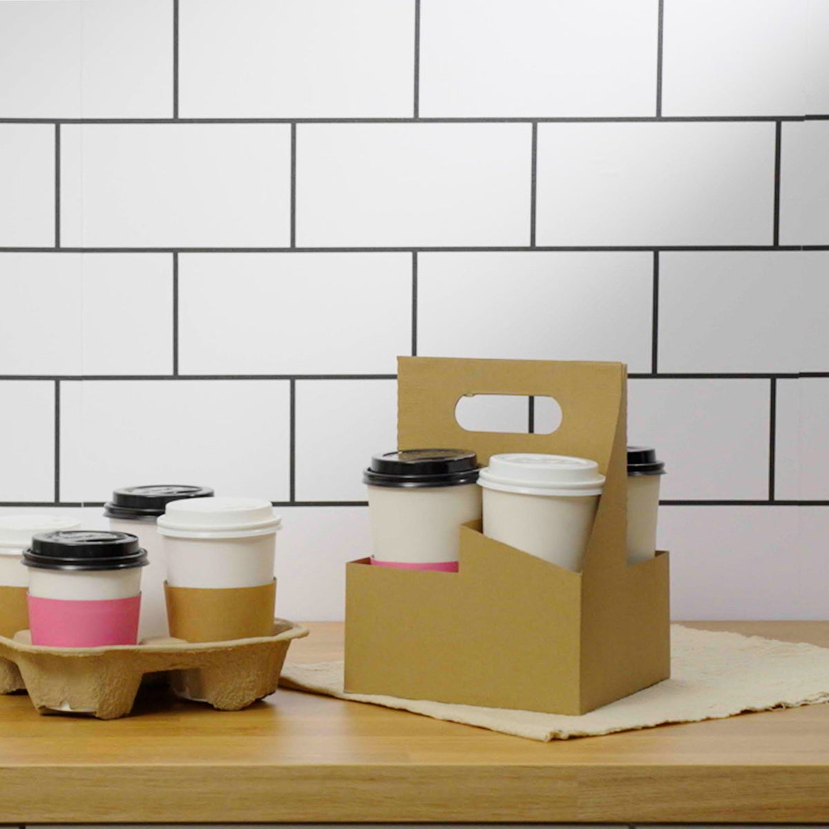Karat Kraft Drink Carrier with Handle, for 4 Cups (12-32 oz), Paperboard — 200 ct — product photo 4