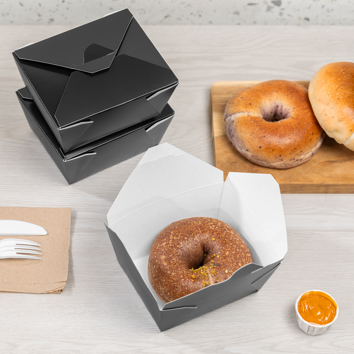 Karat Paper Fold To-Go Containers, 30 fl oz, Black — 450 ct