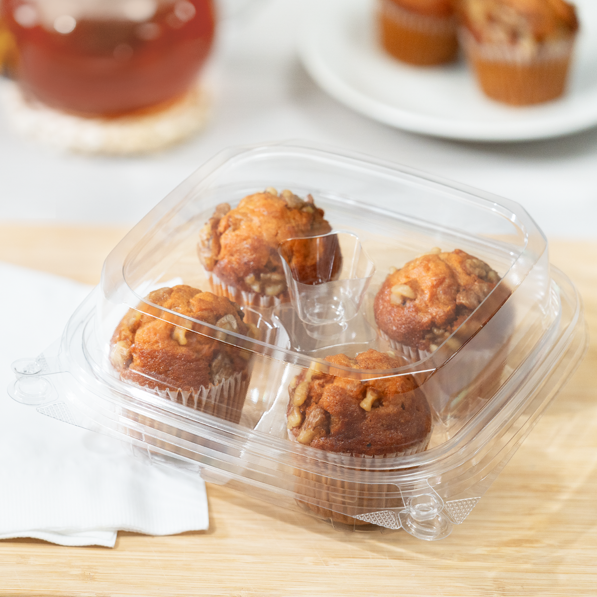 Karat PET Tamper Resistant Muffin Container, 4-Compartment — 150 ct