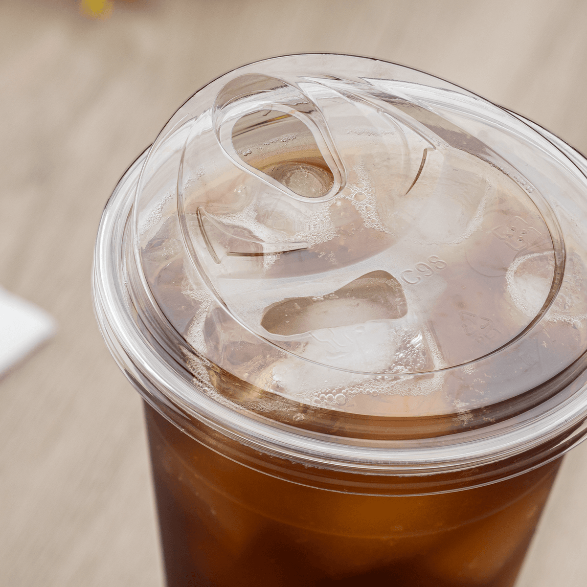 Karat Strawless Sipper Lids, PET, 98 mm, Clear, No Cap — 1,000 ct